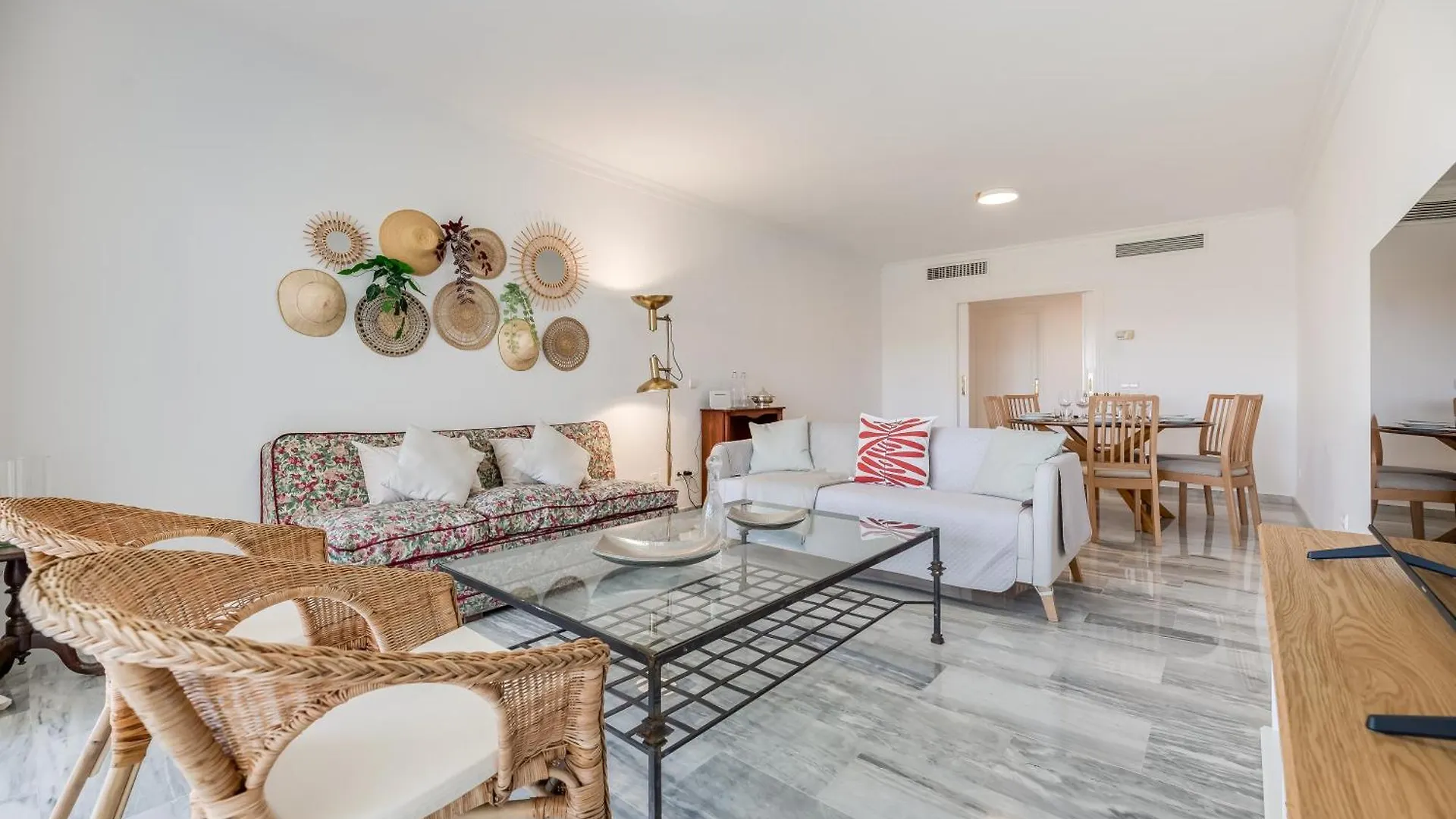 Apartment Stunning Duplex By The Golf & Terrace By The Beach Marbella