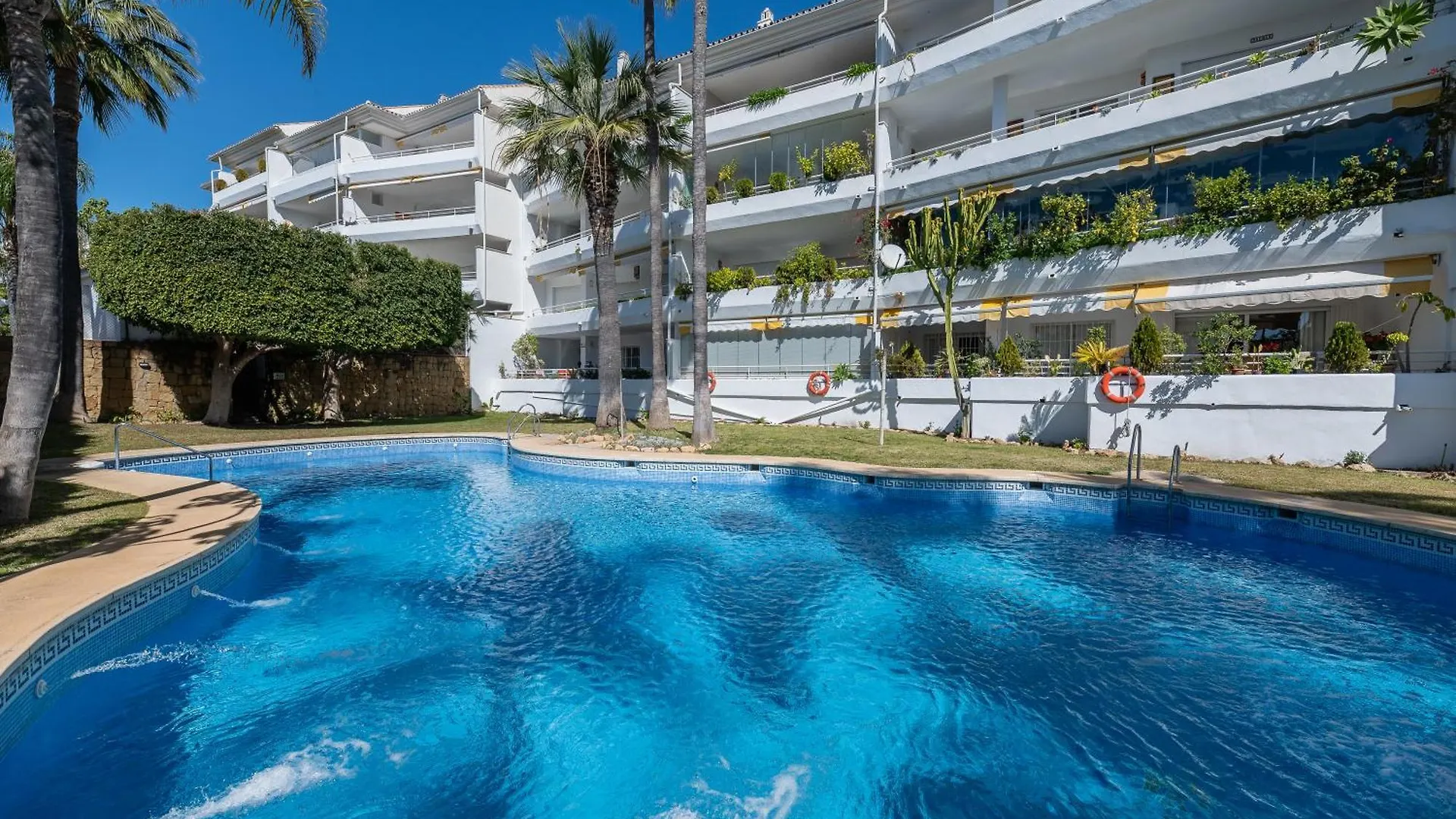 Apartment Stunning Duplex By The Golf & Terrace By The Beach Marbella Spain